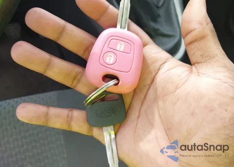 2007 Toyota Matrix Xr from USA, damaged, VIN 2T1KR32E67C628797